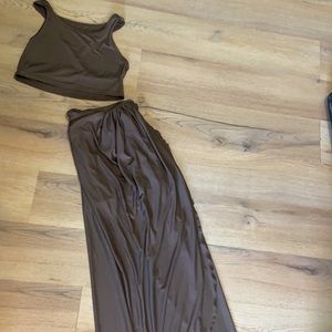 Two piece brown skirt set